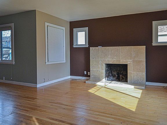 4th image of 1824 Willow Ave