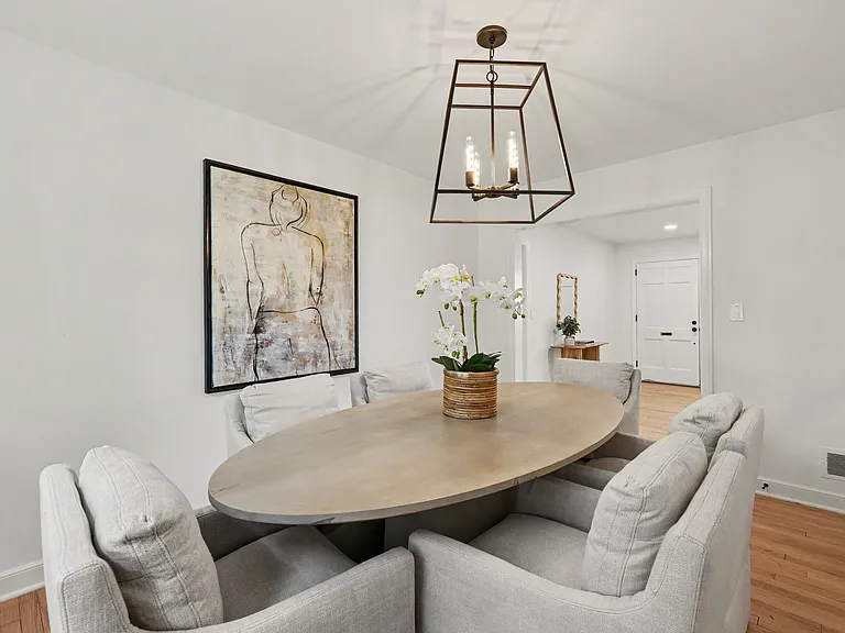 75 Vincent Ave — Photo 10