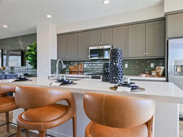 1627 W Lincoln Ave Unit 101, Anaheim, CA 92801