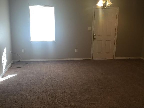 3rd image of 1035 S 15th St