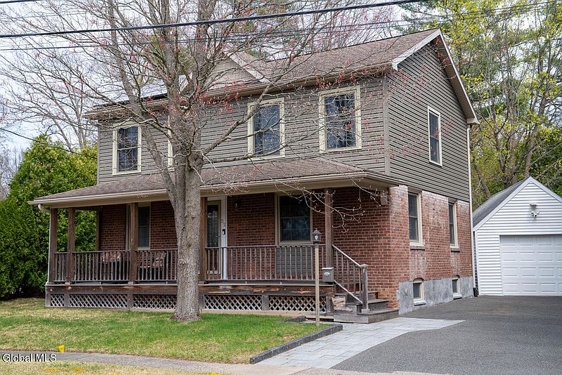 4th image of 22 Brent Street