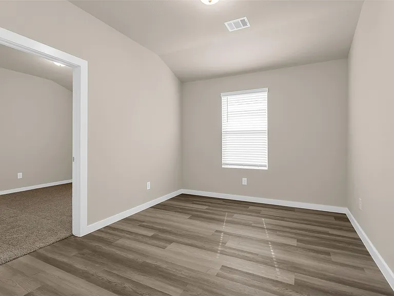 18095 Martin Pines Dr — Photo 18