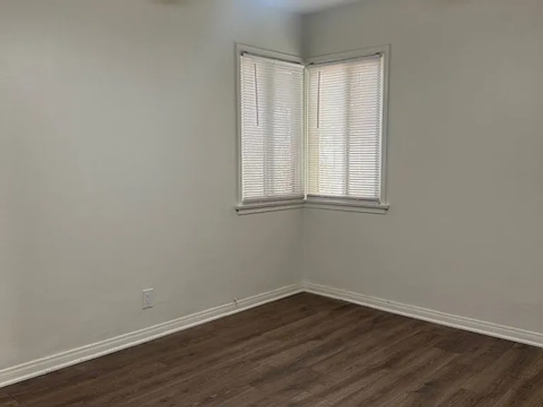 202 Bald St — Photo 10