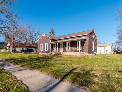 829 Academy St, Portland, MI, 48875