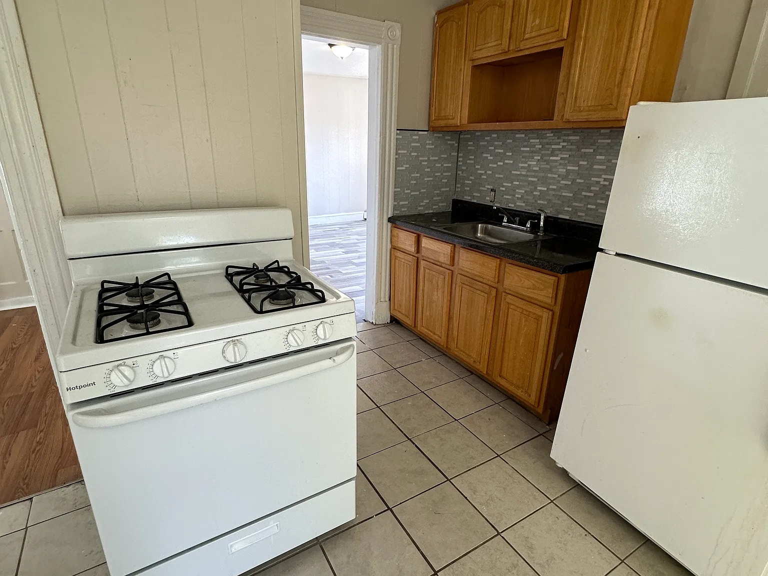 3 bed, 1125 sqft, $1,249 — Photo 4