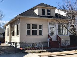 44 Parnell St, Providence, RI 02909