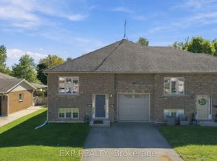 11 Donald Ave, Welland, ON L3C3S9