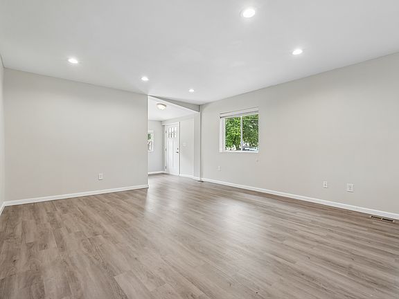 4th image of 205 Washington Ave