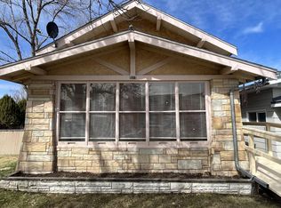 521 Indiana St, Chinook, MT 59523