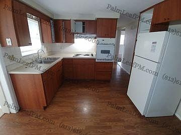 1st image of 2121 Holiday Dr