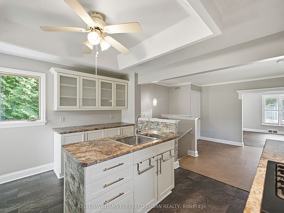 5th image of 40 Brook Rd S