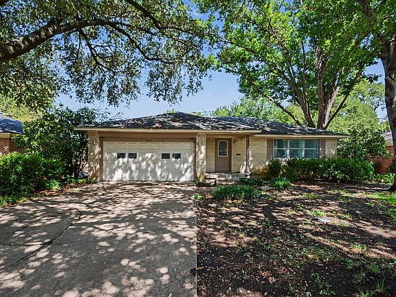 4th image of 8057 Fall River Dr