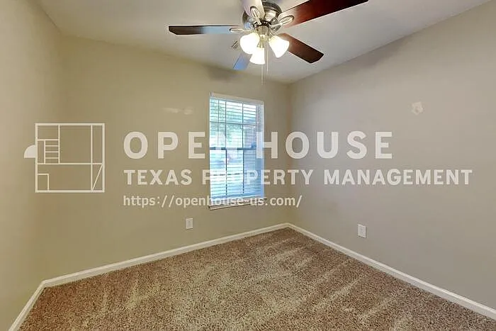 5419 Roserock Ln — Photo 12