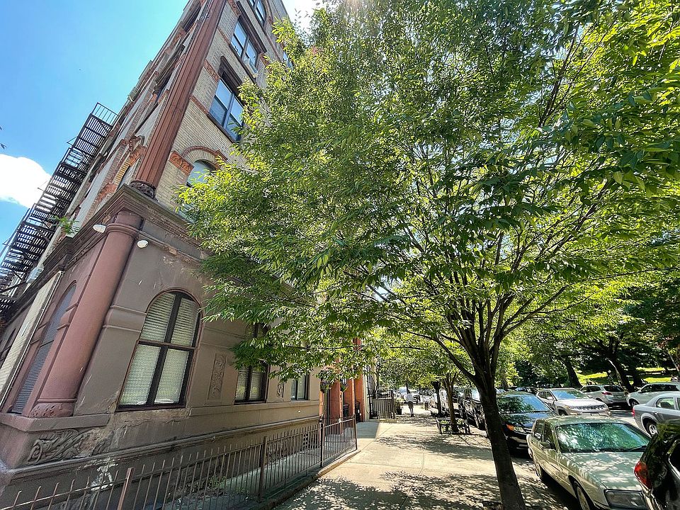 1st image of 358 W 116th St #1W