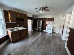 52 Rivers Ave #2R, Chicopee, MA 01013