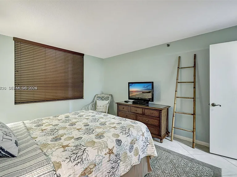 9650 S Ocean Dr #1403 — Photo 27