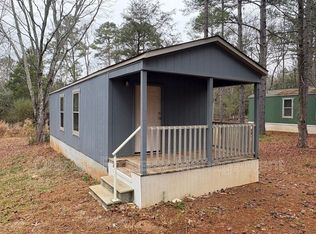 930 Cedar Village Ln, Seneca, SC 29678