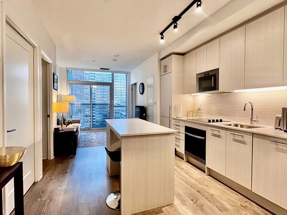 1st image of 286 Main St #1111