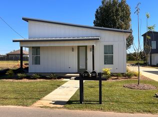 Cottages on 30th Avenue E, Tuscaloosa, AL 35404