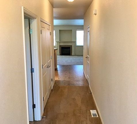 2nd image of 5931 NE 49th St