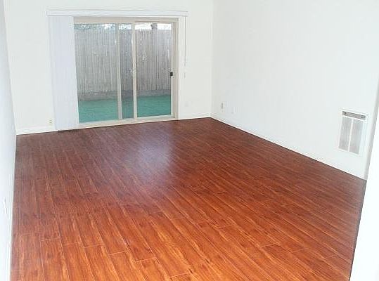 5th image of 726 Elvira Ave