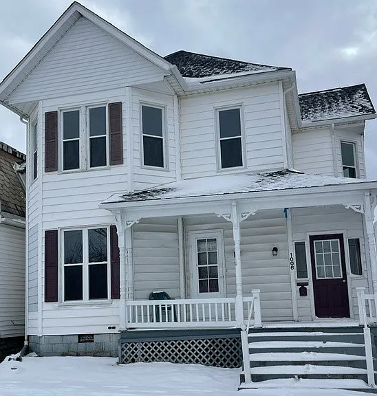 1006B Gaston Ave — Photo 1