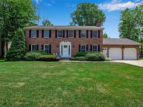 176 Northington Dr, East Amherst, NY 14051