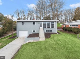 608 McIntyre Rd, Rockville, MD 20851