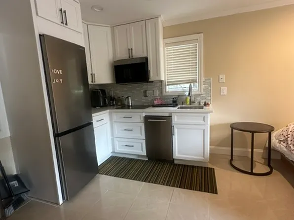 315 La Casa Via, Walnut Creek, CA 94598