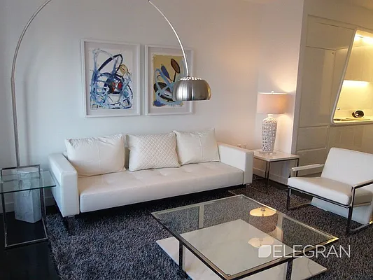 Rented by (Legacy) Elegran | media 1