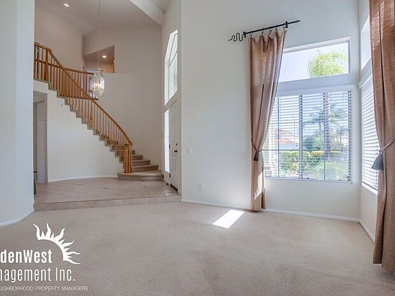 2nd image of 5054 Corte Alacante