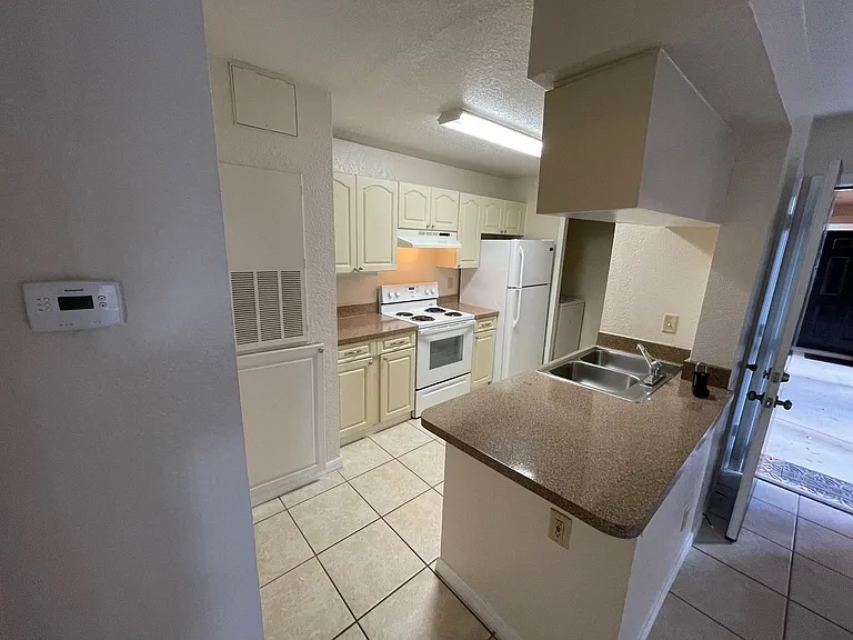 2550 N Alafaya Trl #10102 — Photo 5