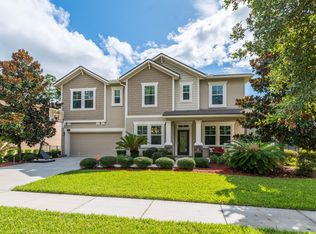 130 Queen Victoria Ave, Saint Johns, FL 32259