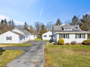 6427 Lamphear Rd, Rome, NY 13440