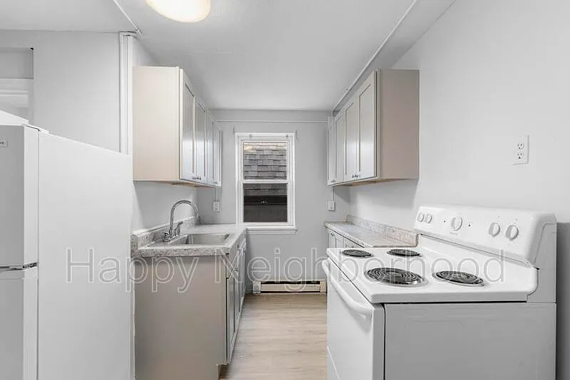 1 bed, 1.0 bath, 600 sqft, $1,200 — Photo 1