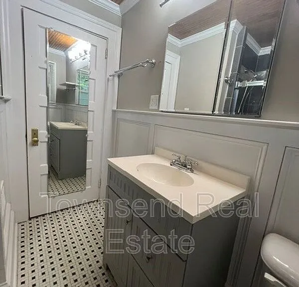 508 Huske St — Photo 16