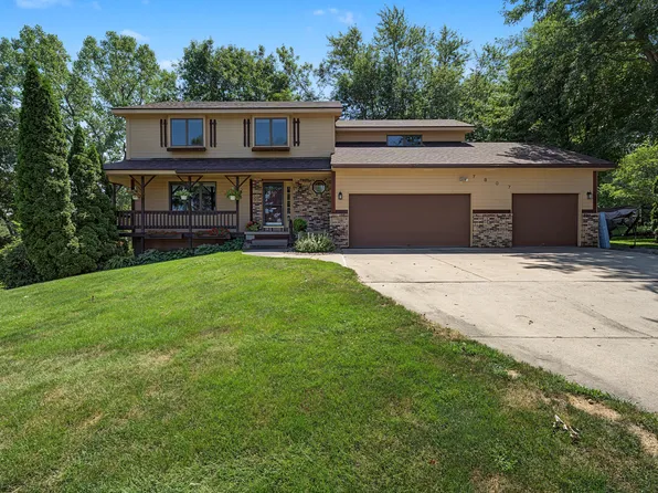 7807 NE 108th Pl, Bondurant, IA 50035