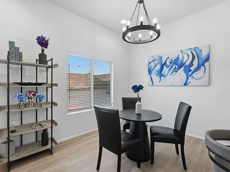 4304 W Pyracantha Dr — Photo 5