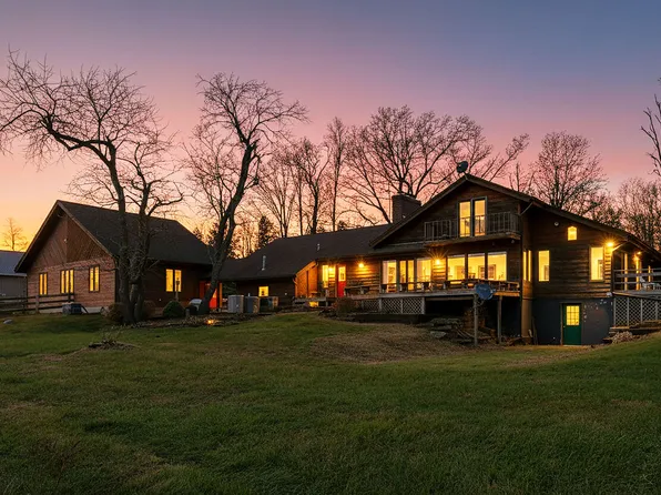 129 Shemariah Rd, Middlebrook, VA 24459