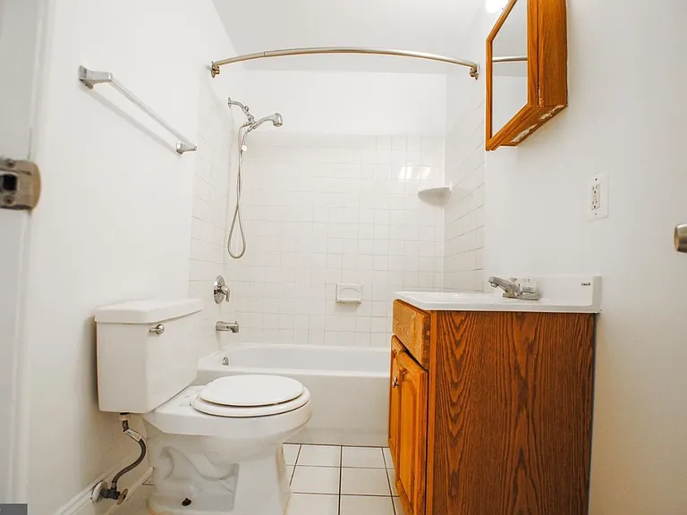 2210 Eutaw Pl #2 — Photo 5