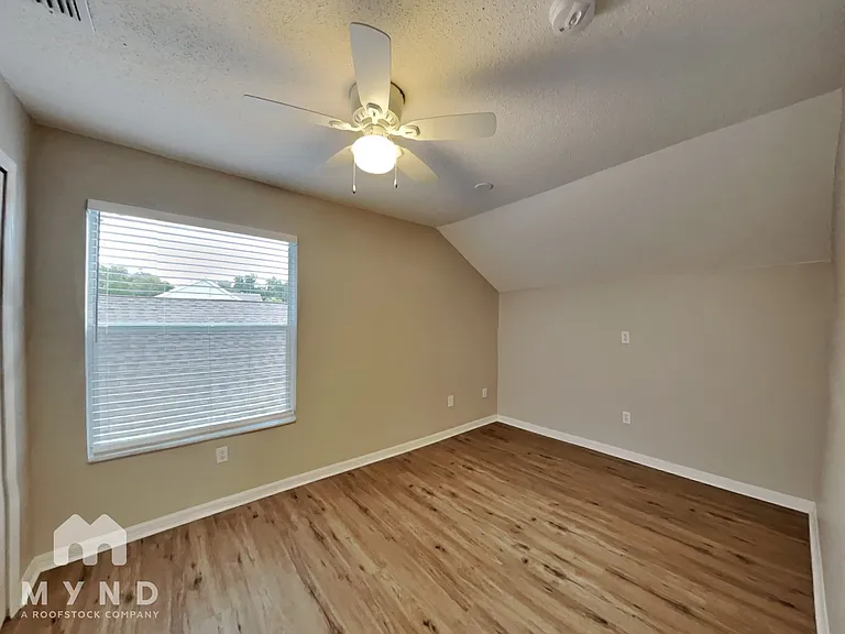 6119 Sand Key Ln — Photo 13