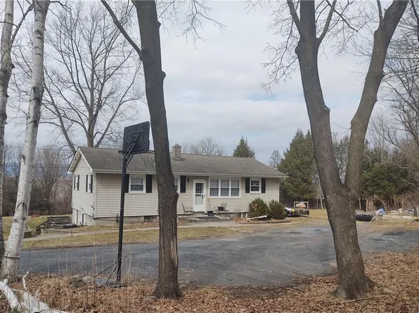 46 Malloy Road, Wallkill, NY 12589