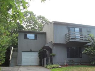 19 Holly Cir UNIT 19, Buzzards Bay, MA 02532