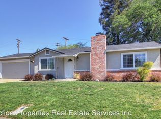 317 Oak Ridge Dr, Roseville, CA 95661