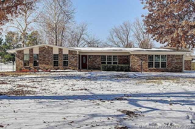 1st image of 9420 Highland Dr