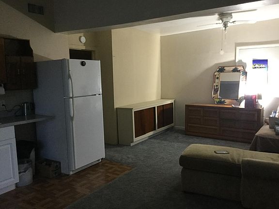 5th image of 1105 Freemont St S