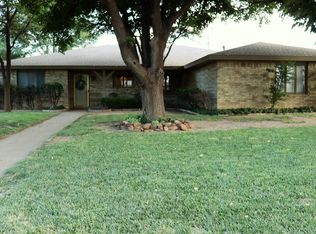 100 E 26th St, Littlefield, TX 79339