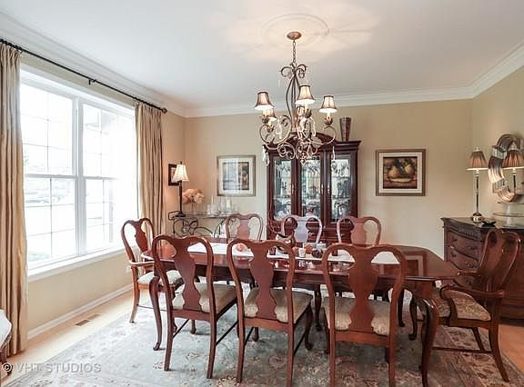 4th image of 402 Camargo Ct