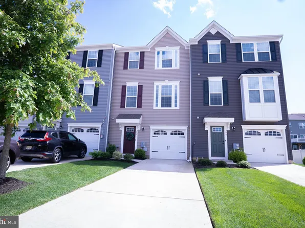202 Dalton Dr, Woolwich Township, NJ 08085