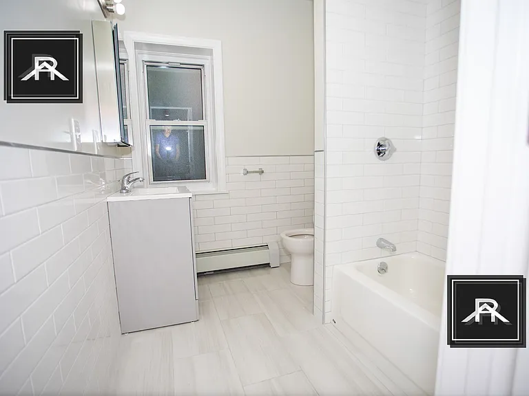 387 Harvard St #2 — Photo 3